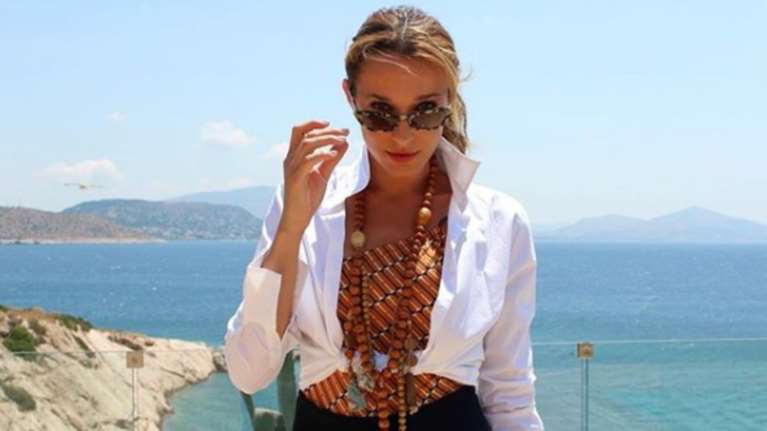 Η Ζυγούλη είναι στον "αέρα": αυτό είναι το πρώτο της βίντεο ως youtuber