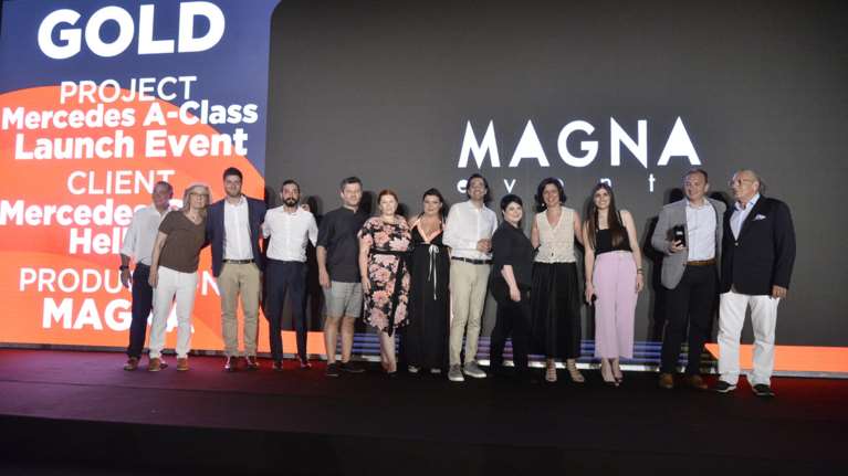 Διπλή χρυσή διάκριση της Mercedes-Benz Ελλάς