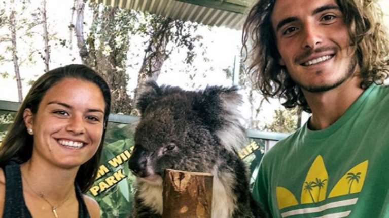 Είναι ζευγάρι η Σάκκαρη με τον Τσιτσιπά; Η απάντηση ....