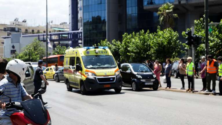 Σεισμός στην Αττική:  Κλήσεις στο ΕΚΑΒ για μικροτραυματισμούς