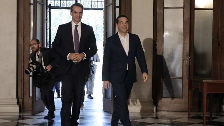 Προγραμματικές δηλώσεις: Πρώτη μετεκλογική «μάχη» για Μητσοτάκη - Τσίπρα