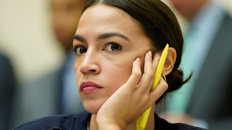 Αποπέμφθηκε αστυνομικός που έγραψε για σφαίρα στην Κορτές