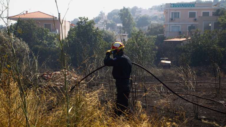 Το Εγκλημάτων Εμπρησμού στον Βαρνάβα-Δεν κινδυνεύουν σπίτια στη Ραφήνα