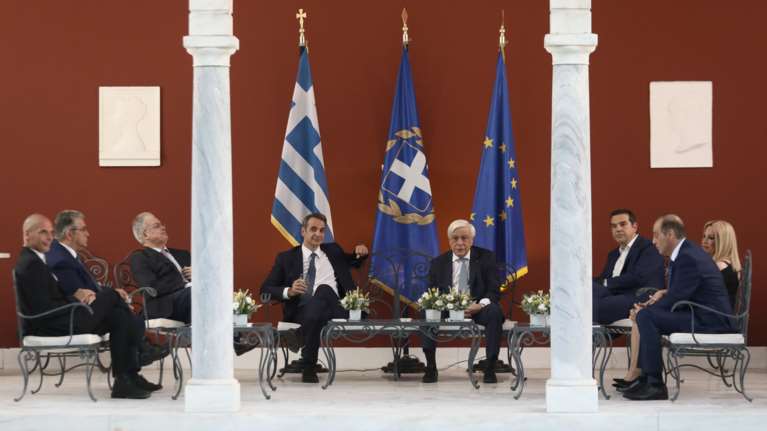 Αποκατάσταση Δημοκρατίας: Μηνύματα για Κυπριακό, Χ.Α. &amp; τραγωδία στο Μάτι