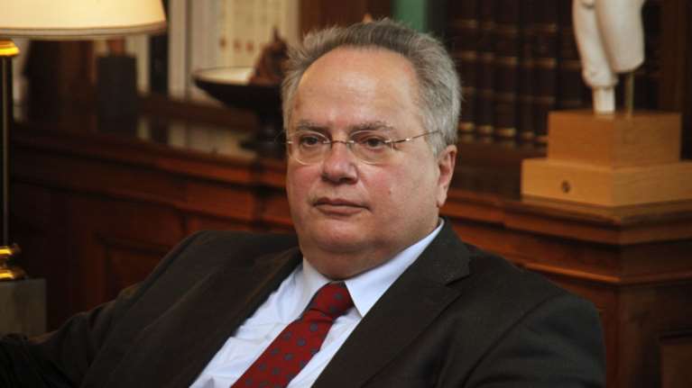 Κοτζιάς σε Βόρεια Μακεδονία μετά το σάλο στο Euro 2020: Να σταματήσουν να παραβιάζουν τη Συμφωνία των Πρεσπών