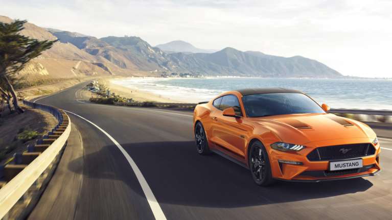 Η Ford παρουσίασε τις επετειακές εκδόσεις Mustang