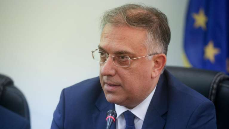 Θεοδωρικάκος: Δεν θα αφήσουμε ακυβέρνητους δήμους και περιφέρειες