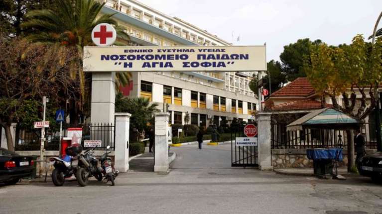 Παιδάκι τεσσάρων ετών έπεσε σε φωταγωγό πολυκατοικίας