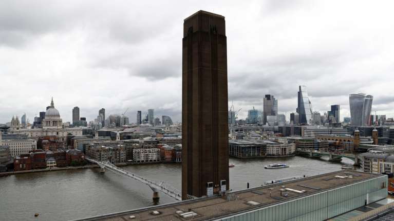 Βρετανία: 17χρονος έσπρωξε 6χρονο από εξέδρα στον 10ο όροφο της Tate Modern