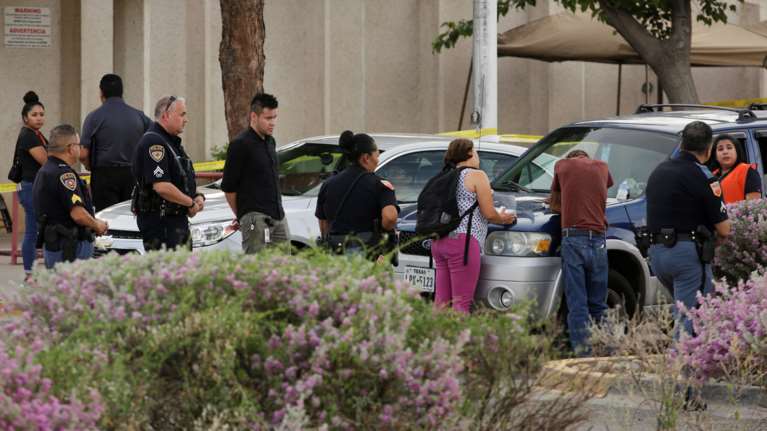 ΗΠΑ: Σοκ από το διπλό μακελειό με 29 νεκρούς σε 13 ώρες