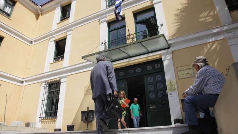 Δικηγόροι: Μην καταργήσετε την κοινωφελή εργασία για πλημμελήματα