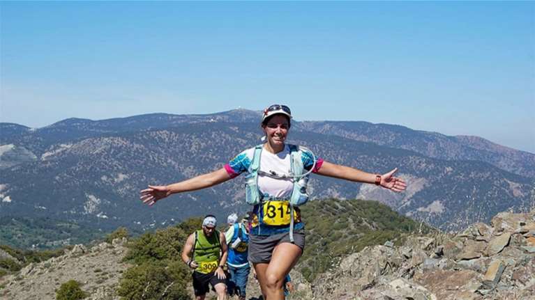 Αγγλίδα Αστροφυσικός: Eπεσε στο κενό «αγκαλιά» με τον βράχο