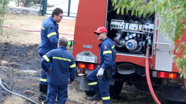 Μάχη με τις φλόγες σε Ελαφόνησο, Ηλεία, Κιλκίς, Πρέσπες και Ζάκυνθο