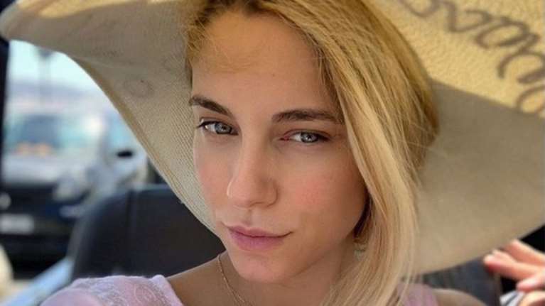 Δούκισσα Νομικού: Κομψή με το παρεό της στον 8ο μήνα της εγκυμοσύνης