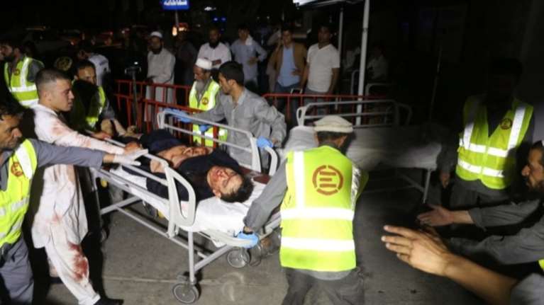 Καμπούλ: Επίθεση καμικάζι σε γαμήλια τελετή-Πάνω από 60 νεκροί