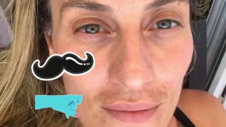 Η Ελεονώρα Μελέτη δεν κρύβει τις πανάδες της παρά τα σχόλια