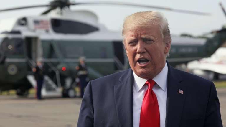 Τραμπ προς αμερικανικές εταιρείες: Διακόψτε την παραγωγή στην Κίνα