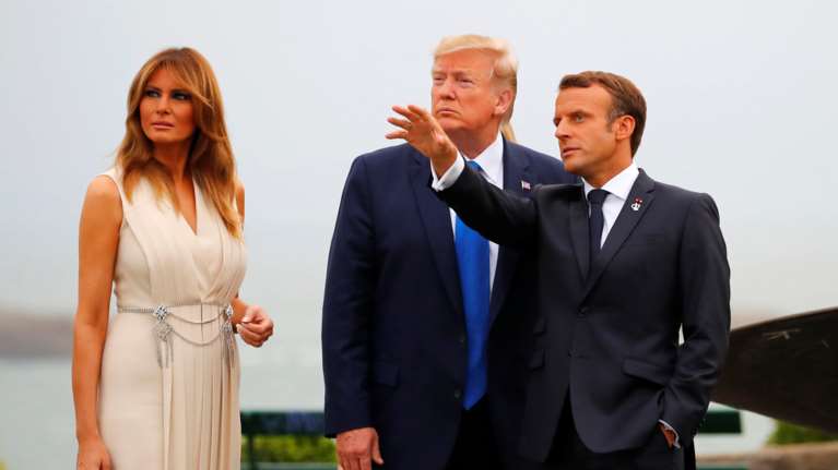 Μελάνια Τραμπ: Με αρχαιοελληνικό φόρεμα στη Σύνοδο της G7