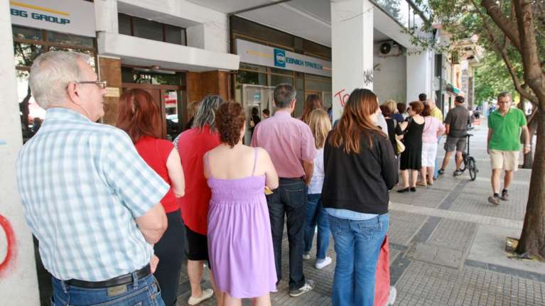 ΥΠΟΙΚ: Αντί για συγγνώμη, ΣΥΡΙΖΑ και Τσακαλώτος ζητουν τα ρέστα