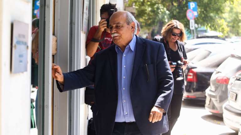 ΠΓ ΣΥΡΙΖΑ: Διεκόπη η συνεδρίαση, θα συνεχιστεί την Τετάρτη