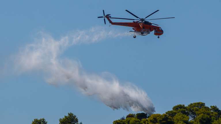 Νέα εστία στην Αττική: Σε εξέλιξη φωτιά στην Αρτέμιδα