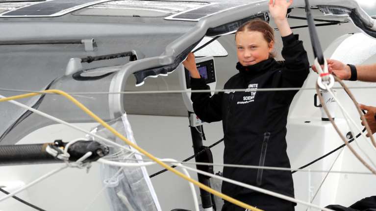 Γκρέτα Τούνμπεργκ: Οργανωθείτε και ψηφίστε Μπάιντεν