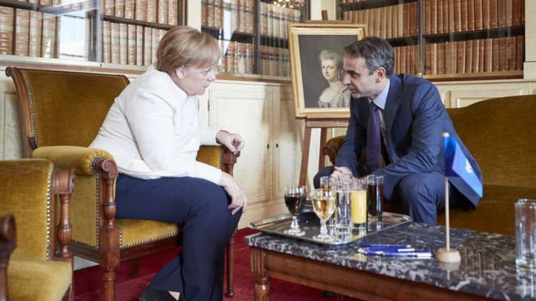 Θετικά σχόλια του γερμανικού Τύπου για την επίσκεψη Μητσοτάκη