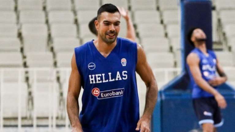 Χαμόγελα για Σλούκα