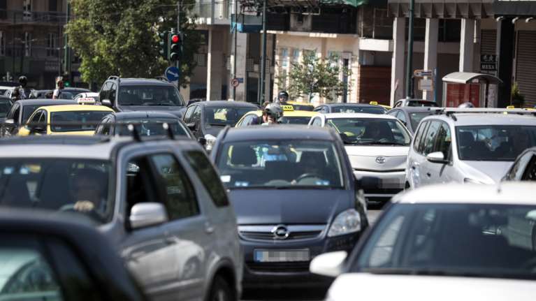 Χάος στους δρόμους της Αθήνας- Μποτιλιάρισμα στον Κηφισό