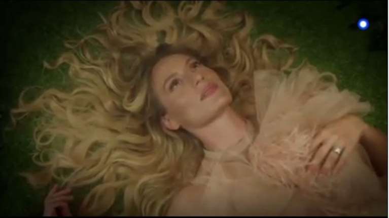 Ελεονώρα Μελέτη: Σταχτοπούτα στο τρέιλερ της εκπομπής - Αλλάζει όνομα &amp; ώρα