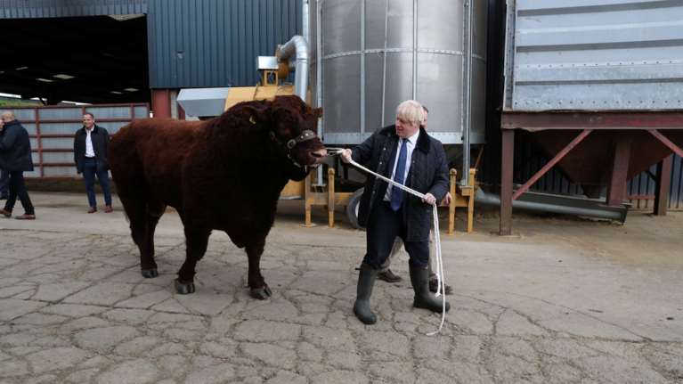 Τζονσον: Δεν παραιτούμαι, πάω Βρυξέλλες και θα πετύχω συμφωνία