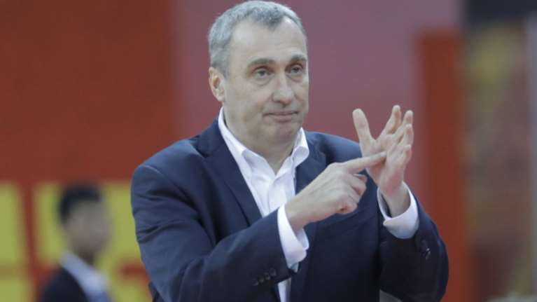 Γκίνσμπουργκ: «Θα σταματήσουμε τον Giannis με ζώνη "4-1"... »