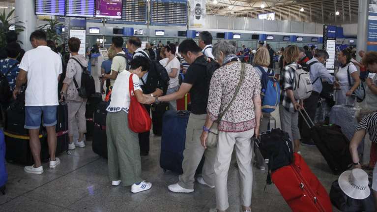 &quot;Απογείωση&quot; της επιβατικής κίνησης στο Ελ. Βενιζέλος