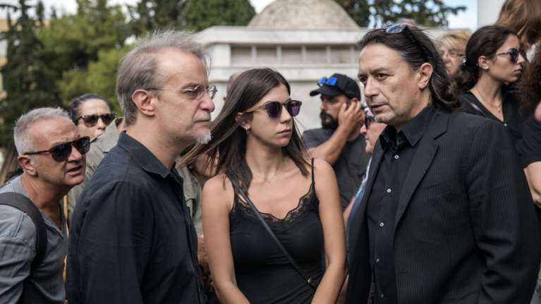 Οι επικήδειοι που ράγισαν καρδιές στην κηδεία του Μαχαιρίτσα