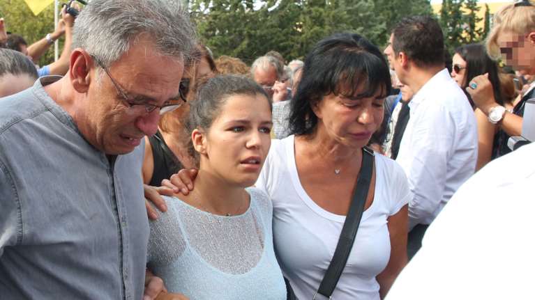 Μαρία Κλάρα Μαχαιρίτσα: Ο πατέρας μου είχε ένα τελευταίο δώρο για σας....