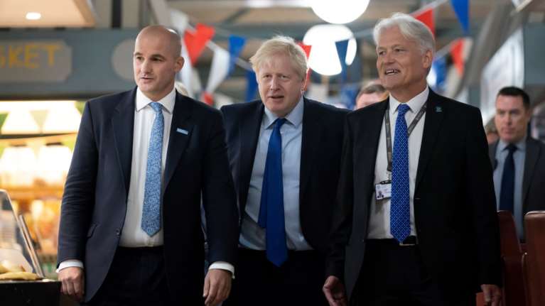 Brexit: Κρίσιμη συνάντηση Γιούνκερ - Τζόνσον τη Δευτέρα