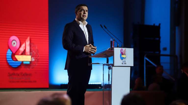 Τσίπρας στη ΔΕΘ: Η κατά μέτωπο επίθεση στη ΝΔ και τα 4 σημεία αυτοκριτικής