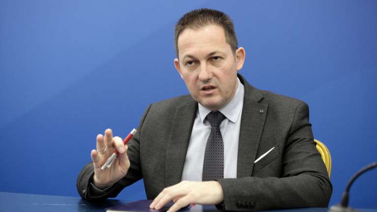 Πέτσας για Τσίπρα: Φάνηκε κουρασμένος ακόμη και στα ψέματα