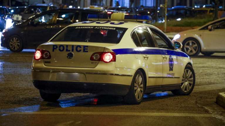 Αιματηρή συμπλοκή με ένα νεκρό στην πλατεία Αμερικής