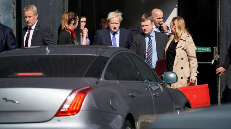 Kρίσιμο τετ α τετ Τζόνσον-Γιούνκερ στο Λουξεμβούργο