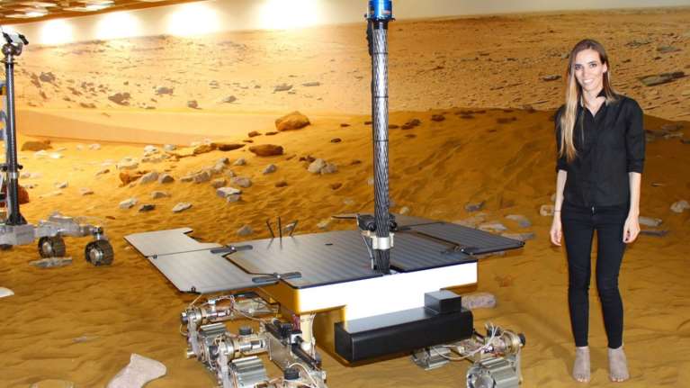 Τι απαντάει η Αντωνιάδου για τη συνεργασία της με τη NASA