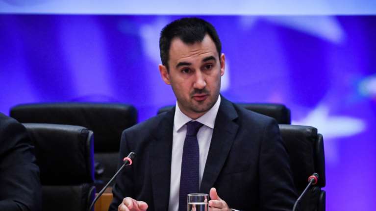 Χαρίτσης για Novartis: Η κυβέρνηση επιχειρεί εκδίκηση από τον ΣΥΡΙΖΑ