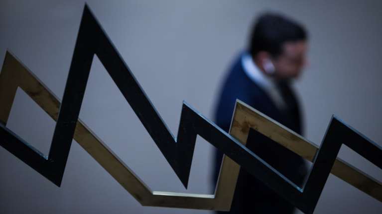 Νέο ρεκόρ του 10ετούς ομολόγου έσπασε το φράγμα του 1,4%, στο 1,38%