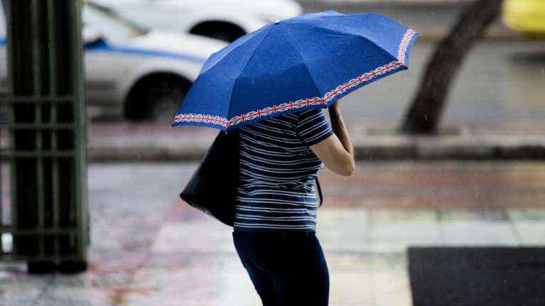 Αλλάζει ο καιρός, έρχονται βροχές και καταιγίδες