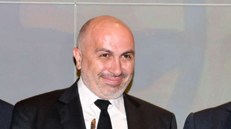 Θύμα των κλεφτών που «λερώνουν το σακάκι» ο επιχειρηματίας Κορρές