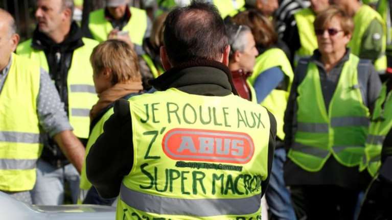 Παρίσι: 7.500 αστυνομικοί επι ποδός για τα κίτρινα γιλέκα