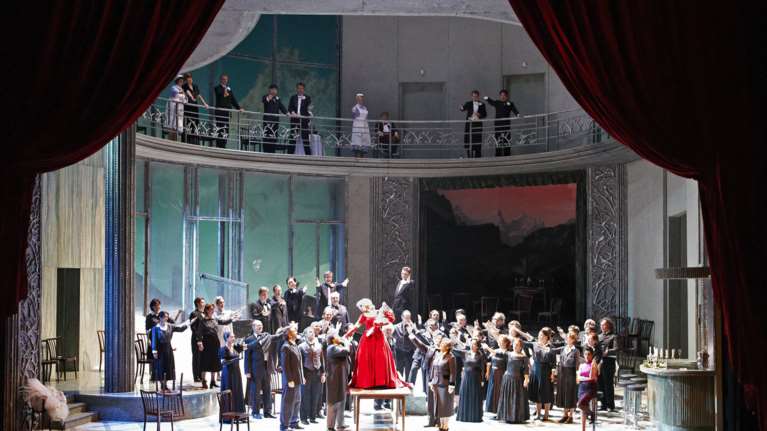 Η εντυπωσιακή Υπνοβάτις ανοίγει τη σεζόν της Λυρικής Σκηνής