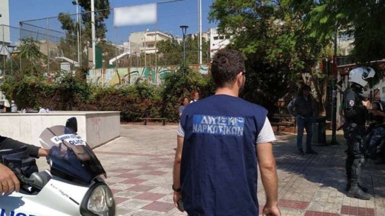 Ναρκωτικά στα σχολεία: Νέα επιχείρηση της ΕΛΑΣ - 7 προσαγωγές