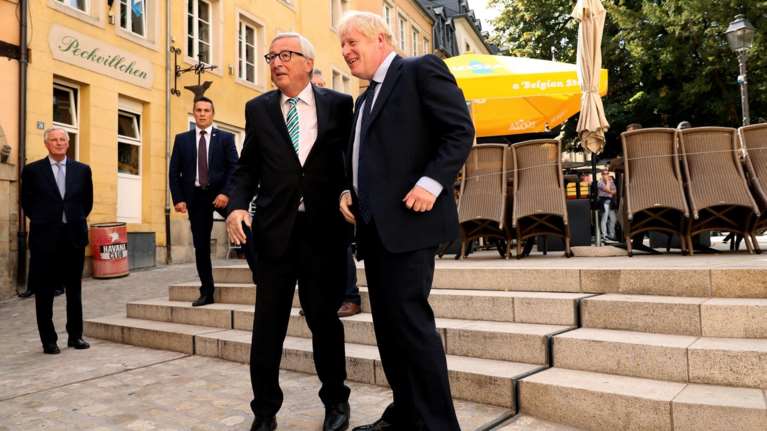 Γιούνκερ: Brexit χωρίς συμφωνία ίσον σύνορα Β. Ιρλανδίας - Ιρλανδίας