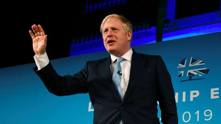 Τζόνσον: «Θα πρέπει να κάνουμε εκλογές»